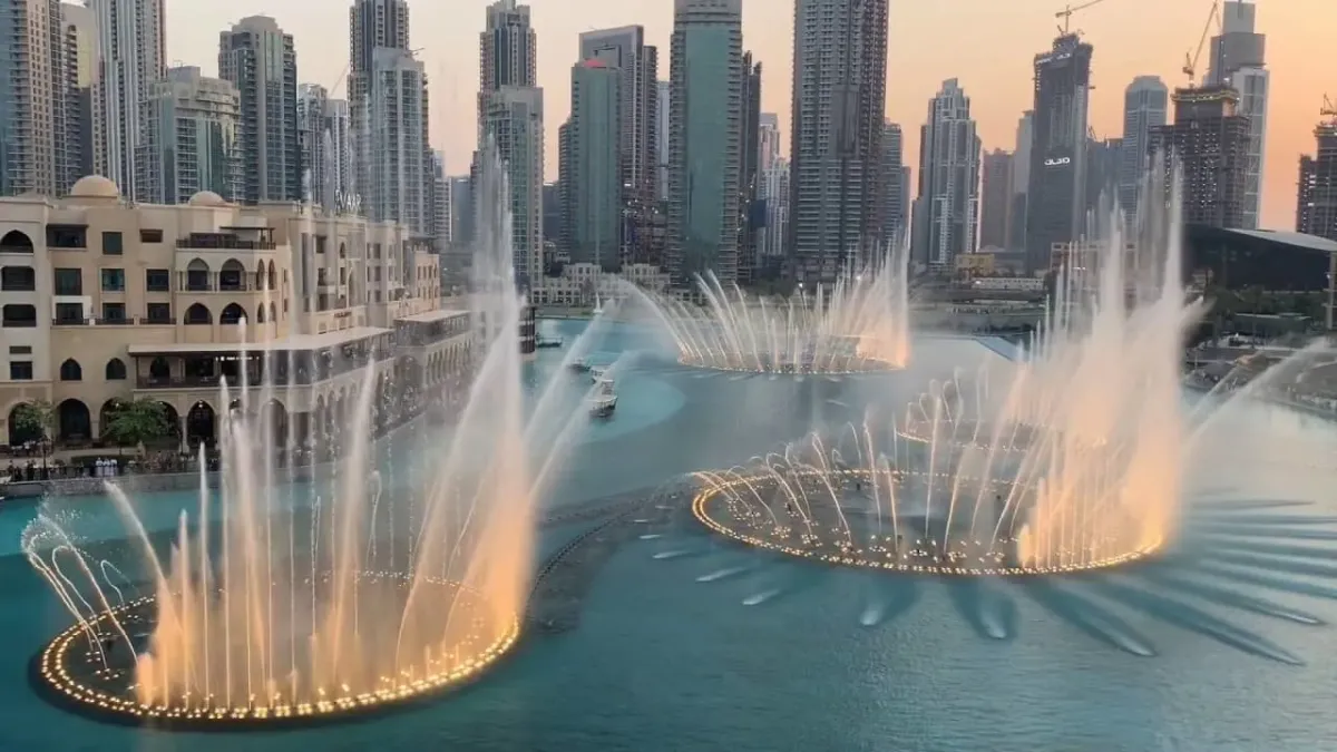 Dubai Fountain Reopens How to Reach It by Metro